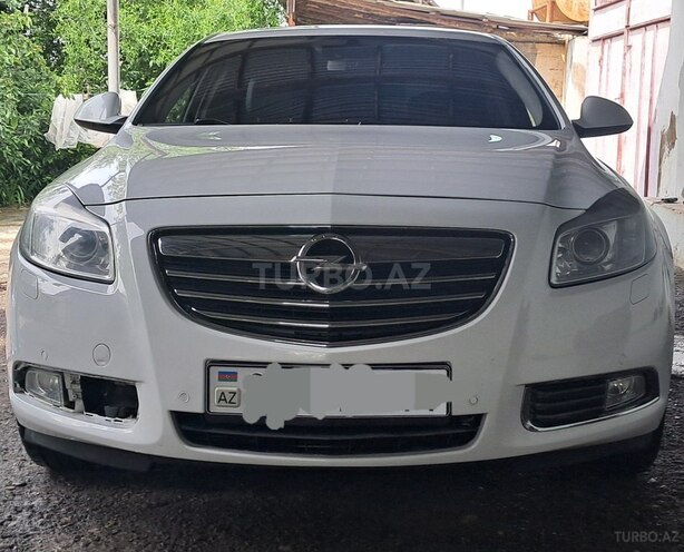 Opel Insignia-1
