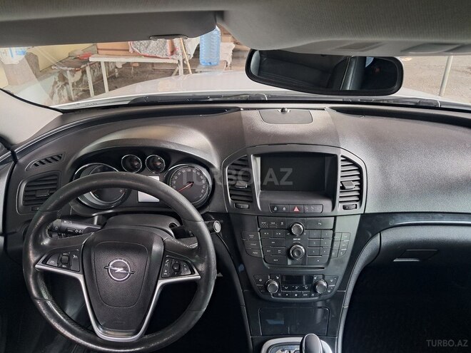 Opel Insignia-3