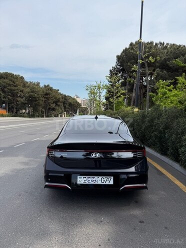 Hyundai Sonata-5