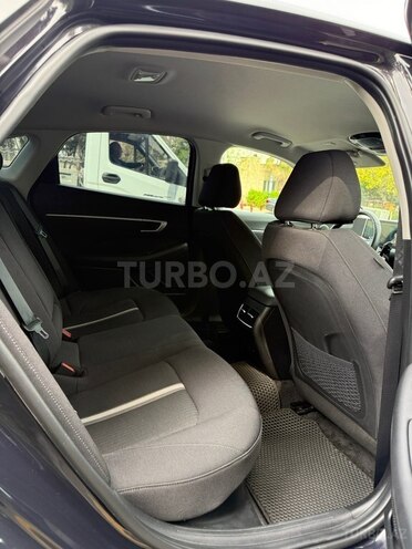 Hyundai Sonata-10