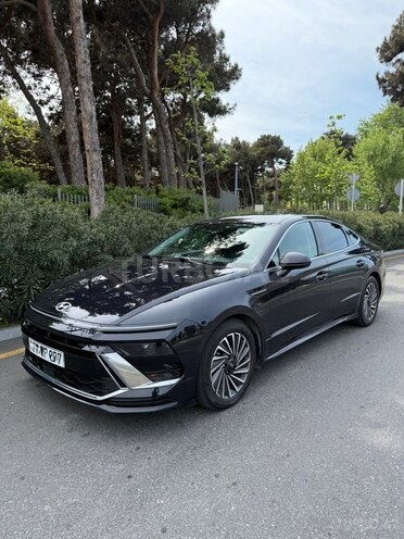 Hyundai Sonata-4