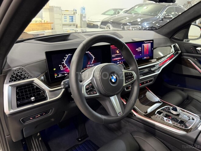BMW X7-21