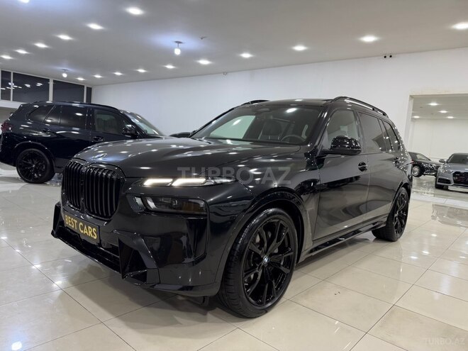 BMW X7-10