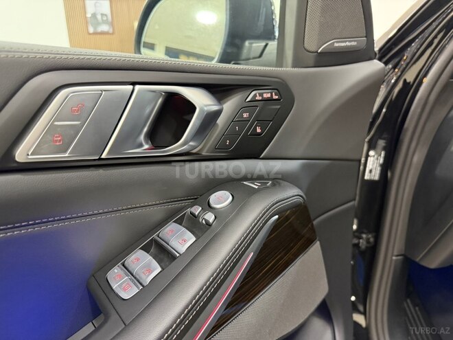 BMW X7-19