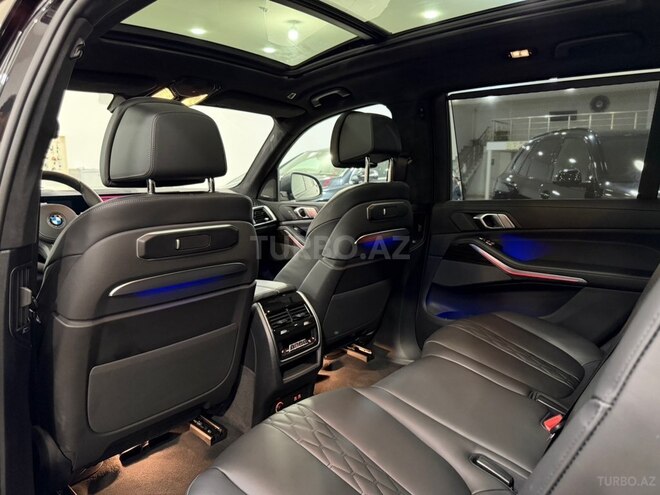 BMW X7-29