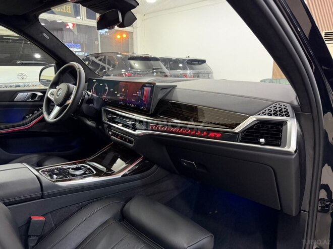BMW X7-35