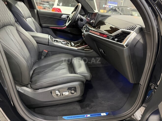 BMW X7-36