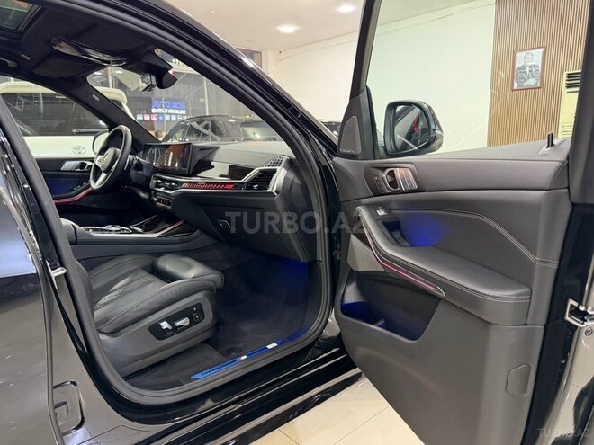 BMW X7-34