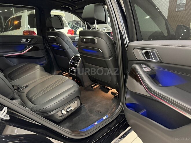 BMW X7-43