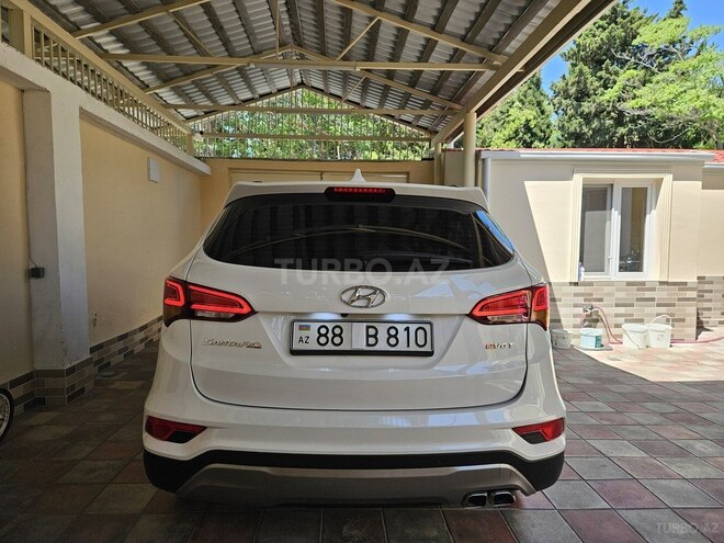 Hyundai Santa Fe-6