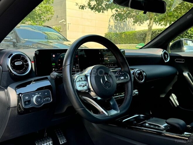 Mercedes CLA 250 e-9