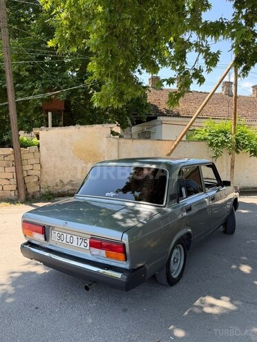 LADA (VAZ) 2107-4