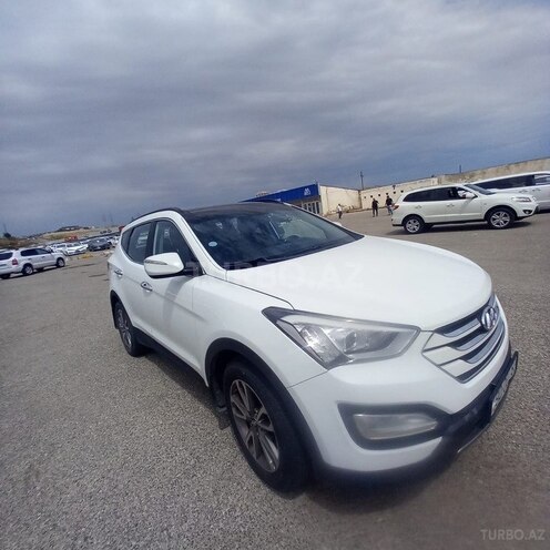 Hyundai Santa Fe-4