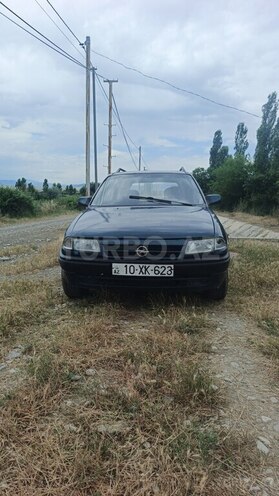 Opel Astra-1