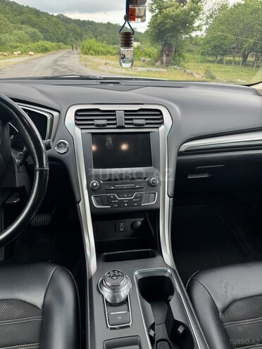 Ford Fusion (North America)-3