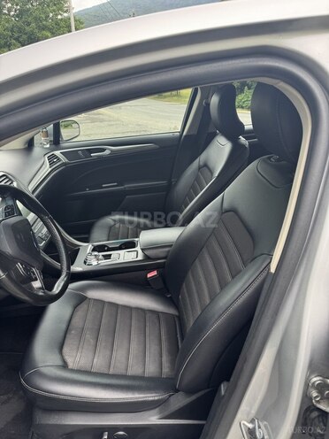 Ford Fusion (North America)-16