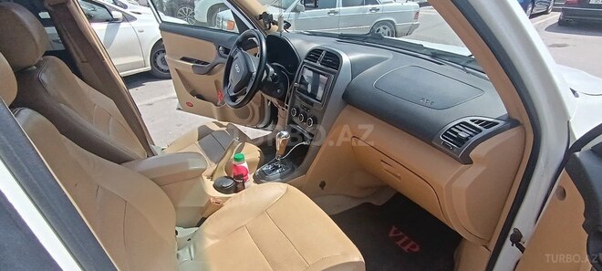 Chery Tiggo (T11)-6