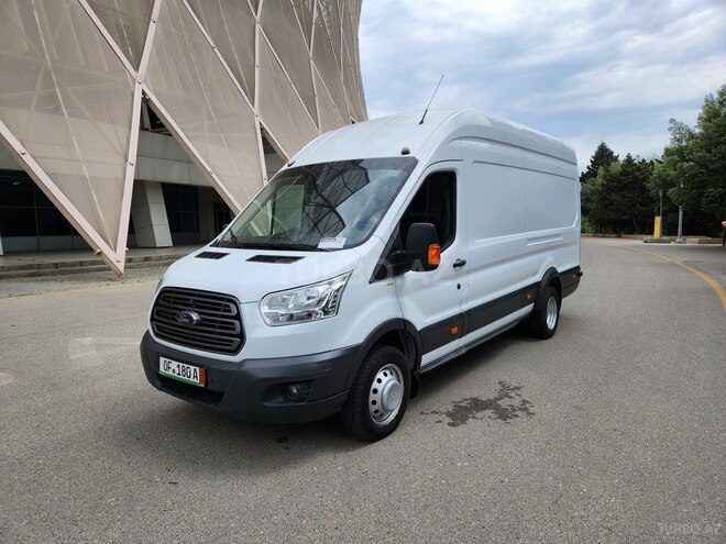 Ford Transit-2