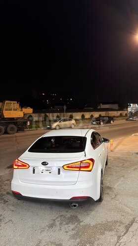 Kia Cerato-11