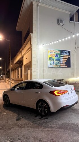 Kia Cerato-8