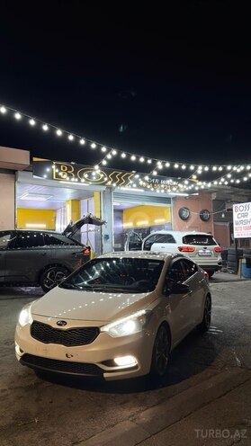 Kia Cerato-5