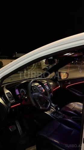 Kia Cerato-12