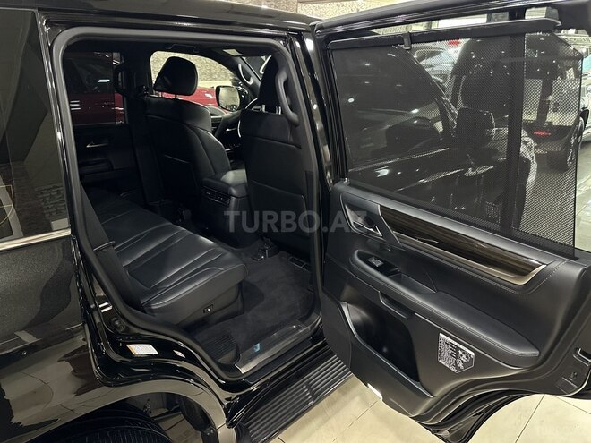 Lexus LX 450d-12