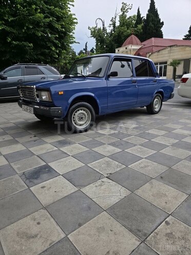 LADA (VAZ) 2107-4
