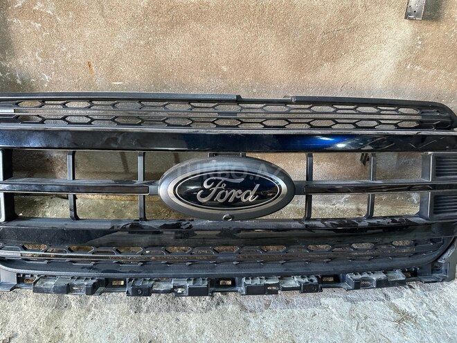 Ford F-150-21
