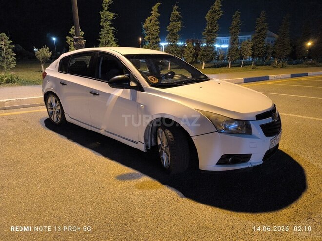 Chevrolet Cruze-10
