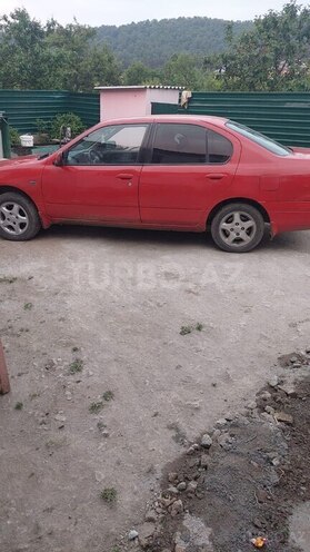 Nissan Primera-3