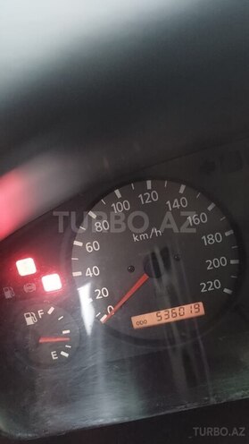 Nissan Primera-6