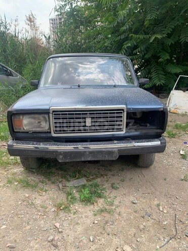 LADA (VAZ) 2107-2