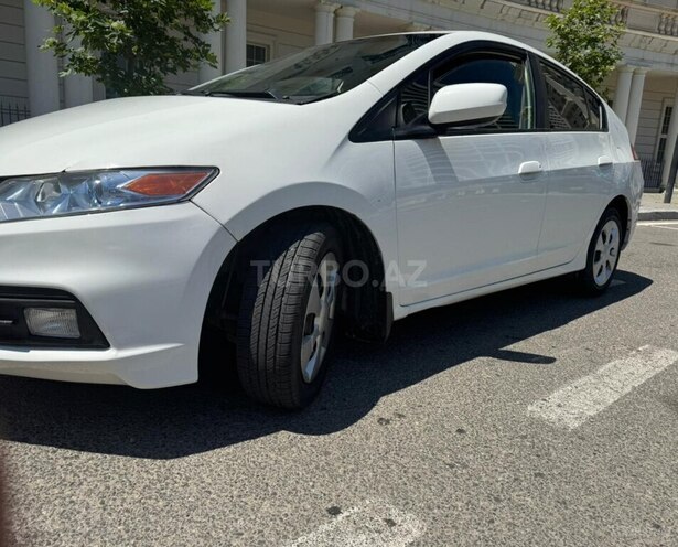 Honda Insight-5