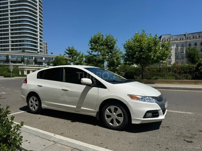 Honda Insight-7