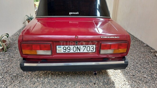 LADA (VAZ) 2107-2