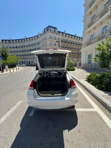 Honda Insight-12