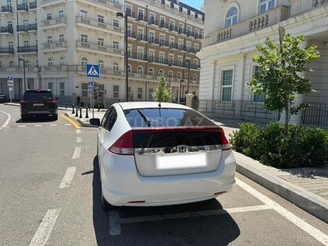 Honda Insight-11