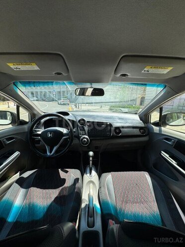 Honda Insight-13
