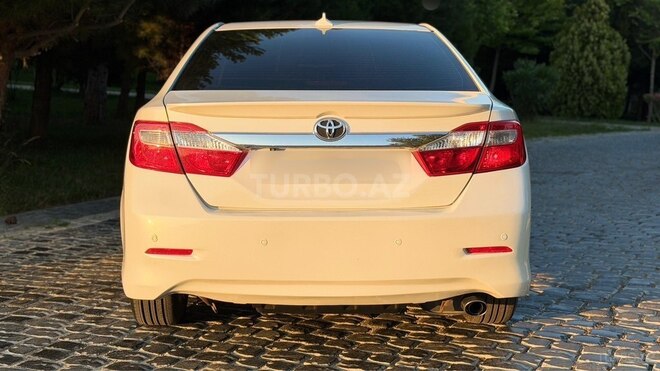 Toyota Camry-4
