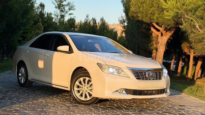 Toyota Camry-10