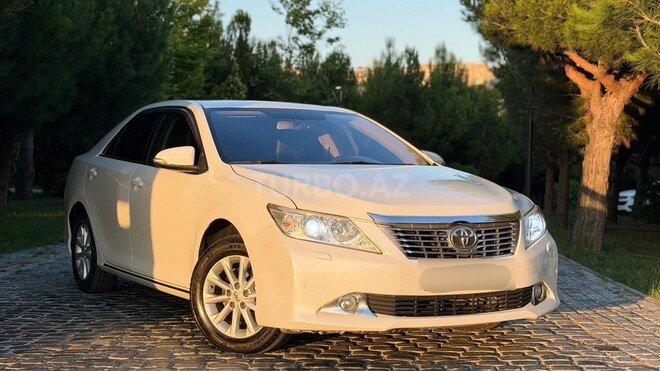 Toyota Camry-8