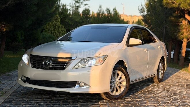 Toyota Camry-7