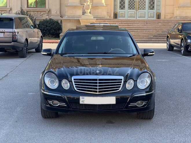 Mercedes E 320-1