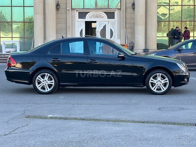 Mercedes E 320-3