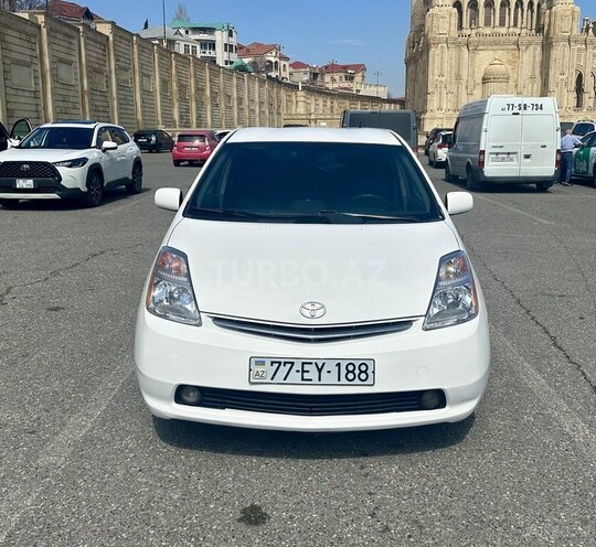 Toyota Prius-1