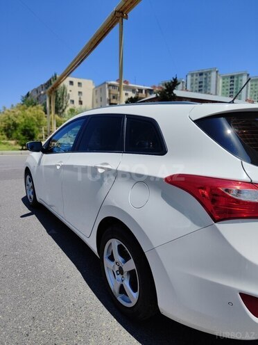 Hyundai i30-6