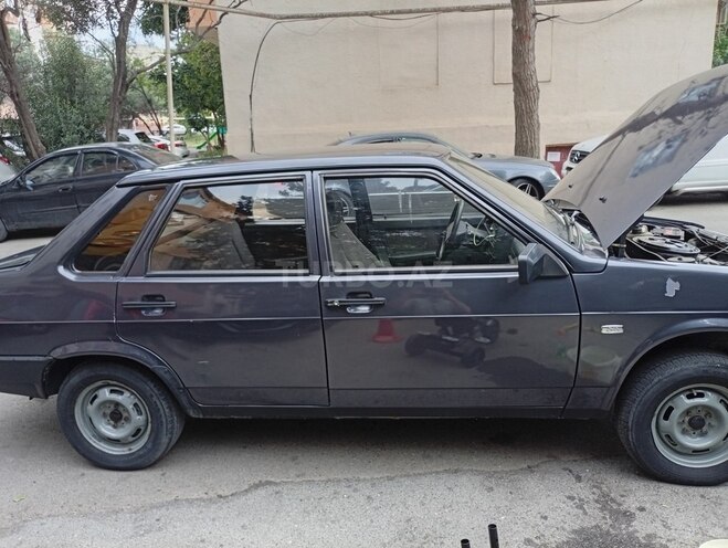 LADA (VAZ) 21099-9