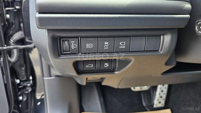 Toyota Camry-18