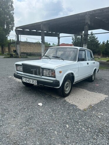 LADA (VAZ) 2107-2